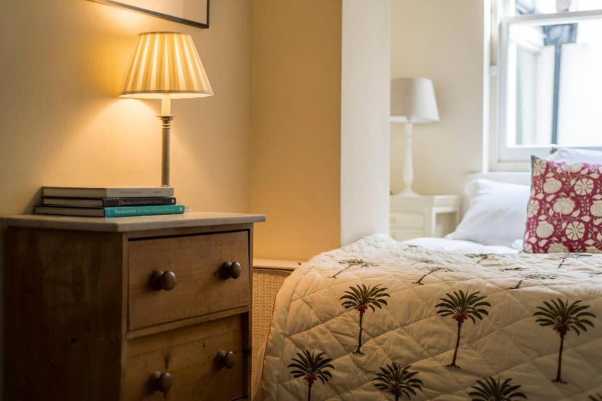 Apartamento Delightful 2 Bed In Notting Hill - 5 Min From Tube Londres Exterior foto